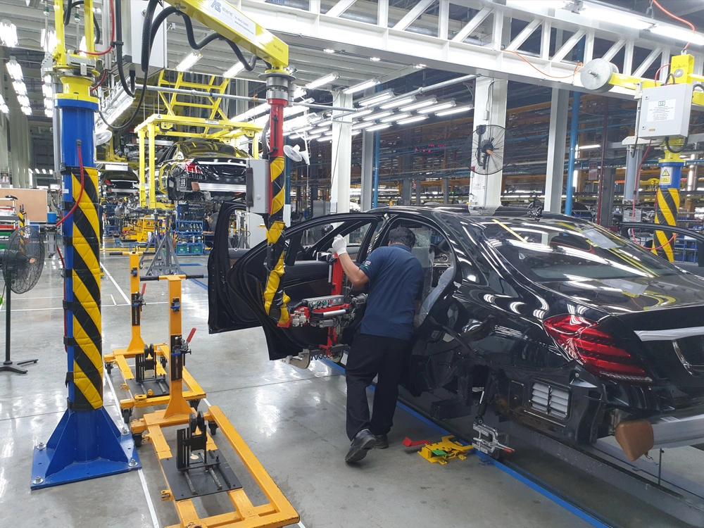 MB-plugin-battery-installation3